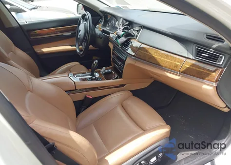 2013 BMW 750Li xDrive из США, поврежденный, VIN WBAYF8C54DDE59151